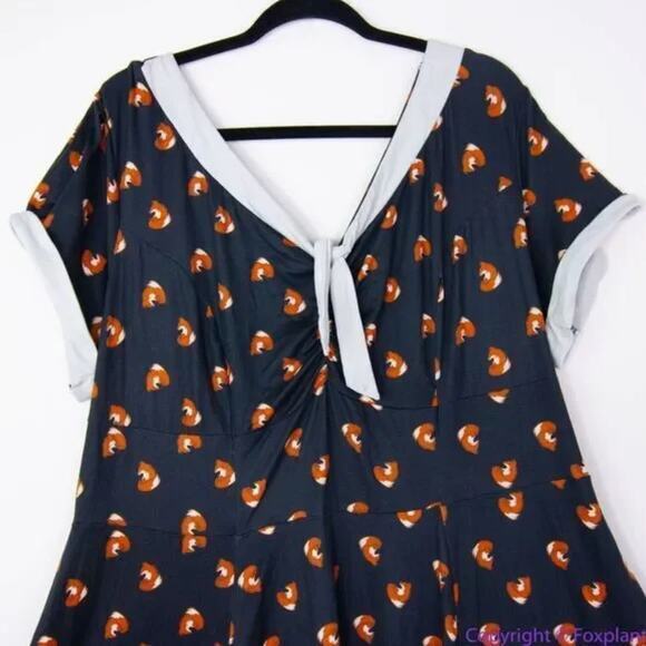 Unique Vintage Gwynnie Bee Black Fox Print Fit And Flare Dress, 0X - Picture 3 of 15